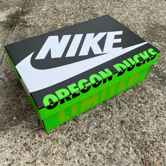 Size 12.5m (14w) Nike Air Force 1 07' Premium University Of Oregon Ducks PE New - Picture 8 of 9